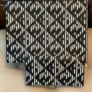 Henri Bendel monogram Accessory Set